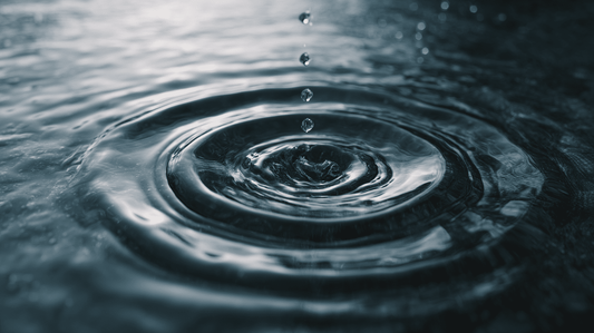 EAU SACRÉ : l’élément sacré des émotions, de l’intuition et de la guérison intérieure - Mysticae